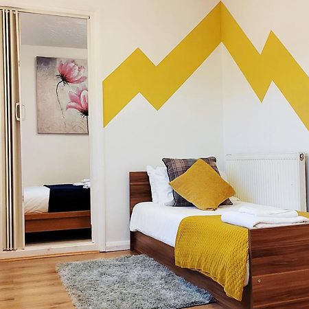 קאמברידג' Epicsa - Family & Corporate Stay Mews Apartments With Free Parking מראה חיצוני תמונה